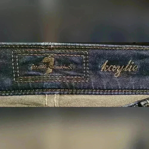 7 For All Mankind Kaylie Low Rise Flare Flared Dark Wash Blue Jeans Size 29 - Picture 2 of 14